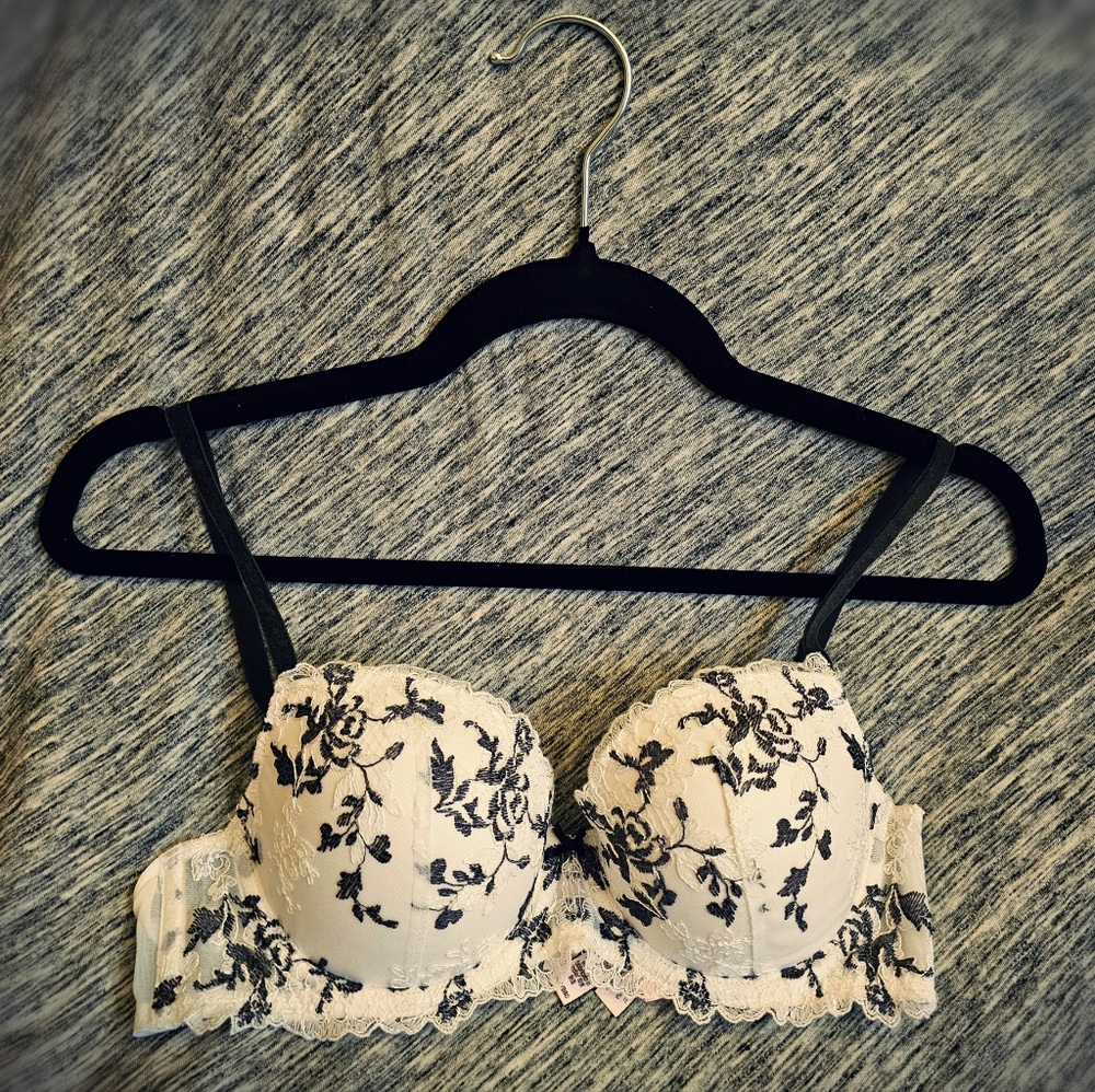 Victorias Secret Dream Angels Floral Balconette Bra
